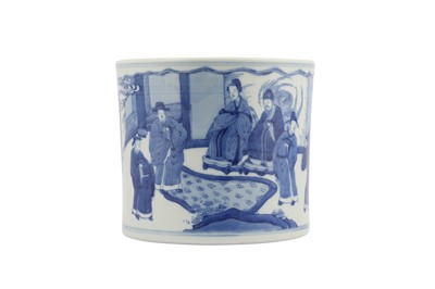 Lot 676 - A CHINESE BLUE AND WHITE BRUSH POT, BITONG.