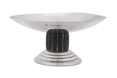 Lot 422 - An Edward VIII sterling silver and rosewood bowl, Birmingham 1936 by Elkington and Co