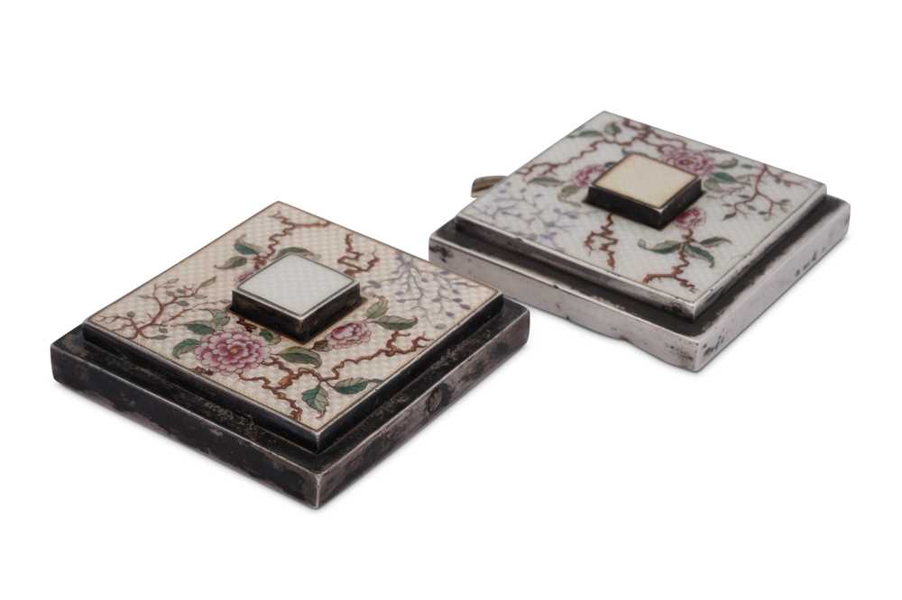 Lot 108 - A pair of early 20th century Austrian 900 standard silver and guilloche enamel bell pushes, Vienna circa 1922 by Georg Adam Scheid (1838-1921, reg. 1882)