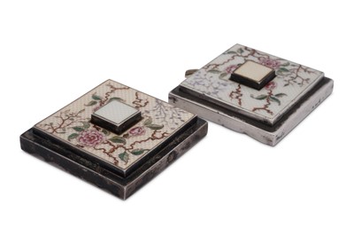 Lot 108 - A pair of early 20th century Austrian 900 standard silver and guilloche enamel bell pushes, Vienna circa 1922 by Georg Adam Scheid (1838-1921, reg. 1882)