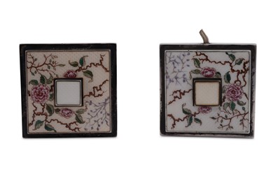 Lot 108 - A pair of early 20th century Austrian 900 standard silver and guilloche enamel bell pushes, Vienna circa 1922 by Georg Adam Scheid (1838-1921, reg. 1882)