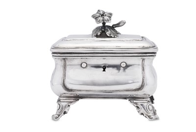 Lot 84 - A mid-19th century German 13 loth (812 standard) silver sugar box (zuckerdose), circa 1860 marked J