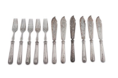 Lot 584 - A SET EARLY 20TH CENTURY GERMAN 800 STANDARD SILVER FISH EATERS