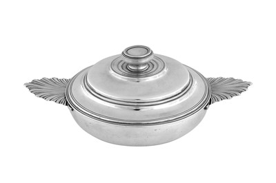 Lot 127 - A Louis XV mid-18th century French provincial silver écuelle and cover, Avignon circa 1740 by Joseph-Marie Lamalatière
