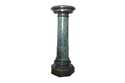 Lot 139 - A 19TH CENTURY ENGLISH SERPENTINE MARBLE COLUMN PEDESTAL