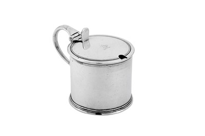 Lot 472 - A William IV provincial sterling silver mustard pot, York 1831 by James Barber, George Cattle II & William North