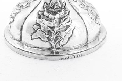 Lot 170 - A mid-19th century Indian colonial silver twin handled cup and cover, Calcutta circa 1860 by Hamilton and Co