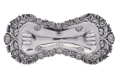 Lot 116 - A mid-19th century Portuguese silver snuffers tray, Porto 1853-61 by António José Martins