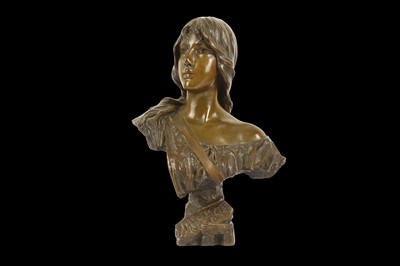 Lot 135 - EMMANUEL VILLANIS (FRENCH, 1858 -1914): A BRONZE BUST OF A GIRL 'MIREILLE'