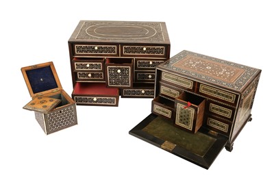 Lot 39 - A LATE 17TH / EARLY 18TH CENTURY INDO-PORTUGUESE ROSEWOOD AND IVORY TABLE CABINET