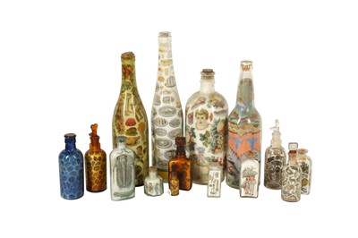 Lot 233 - GLASS: A DECORATIVE DECALCOMANIA BOTTLE, MID 20TH CENTURY