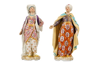 Lot 228 - A PAIR OF 19TH CENTURY SAMSON OF PARIS PORCELAIN OTTOMAN FIGURES FOR THE TURKISH MARKET