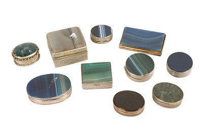 Lot 194 - A COLLECTION OF TEN 19TH CENTURY AND LATER AGATE AND METAL MOUNTED BOXES