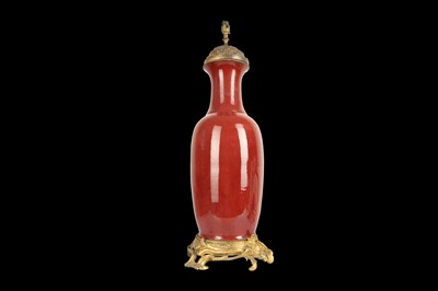Lot 95 - A LARGE LATE 19TH CENTURY FRENCH SANG DE BOEUF CHINESE PORCELAIN AND GILT BRONZE MOUNTED VASE LAMP