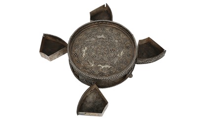 Lot 369 - AN INDIAN SILVER SPICE BOX