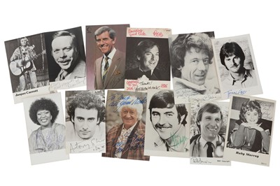 Lot 1025 - Autograph Collection.- Actors & Entertainers