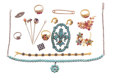 Lot 753 - A GROUP LOT OF SEMI-PRECIOUS JEWELLERY