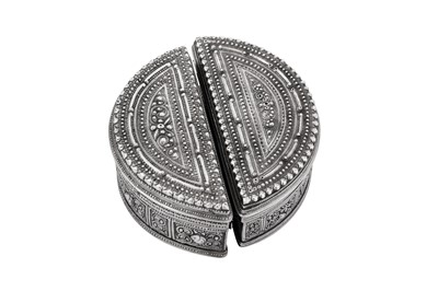 Lot 190 - Two similar early 20th century Burmese unmarked silver lime boxes, Shan States circa 1910