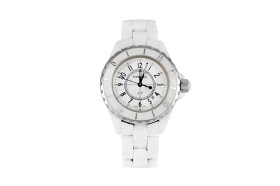 Lot 25 - CHANEL.
