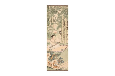 Lot 100 - A CHINESE PAINTING OF A LADY PLAYING A QIN.