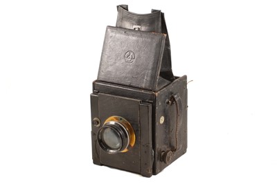 Lot 6 - Thornton Pickard Special Ruby Reflex with Cooke Lens.