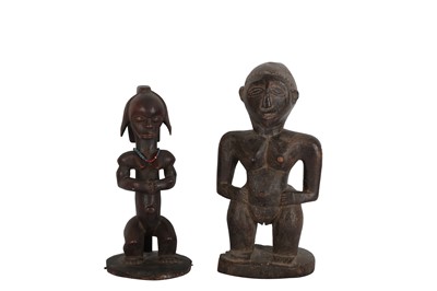 Lot 538 - A CARVED HARDWOOD TRIBAL FIGURE OF A SACRED FEMALE, CHOKWE STYLE