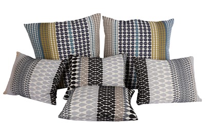 Lot 986 - A PAIR OF CUSHIONS BY MARGO SELBY