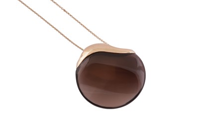 Lot 790 - A SMOKEY QUARTZ PENDANT NECKLACE