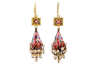 Lot 360 - A PAIR OF QAJAR COMPOSITE POLYCHROME-ENAMELLED GOLD EARRINGS