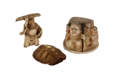 Lot 457 - λ THREE IVORY NETSUKE.