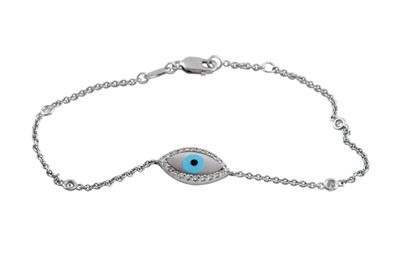 Lot 800 - A DIAMOND-SET BRACELET