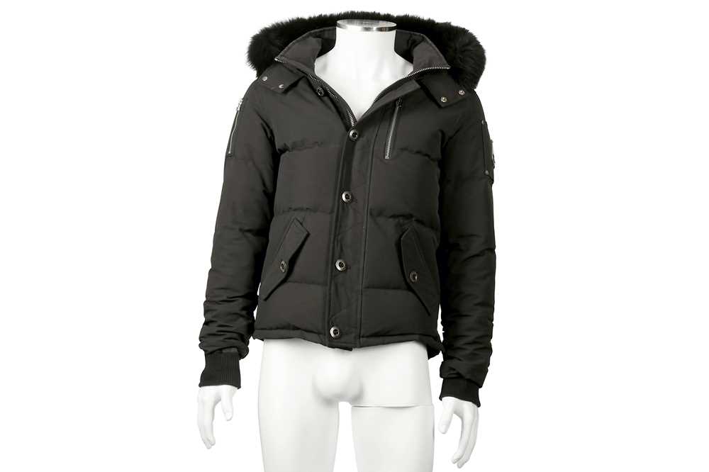 Lot 215 - Moose Knuckles Black Hooded Puffer Jacket - Size S