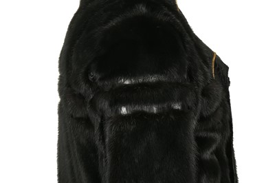 Lot 211 - Gucci Black Mink Fur Jacket - Size 44