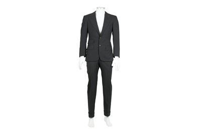 Lot 80 - Tom Ford Navy Wool Suit - Size 44