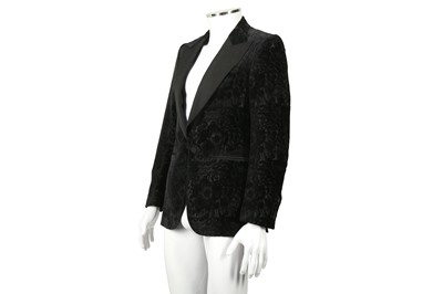 Lot 204 - Gucci Black Velvet Floral Jacquard Blazer - Size 46