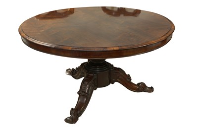 Lot 210 - A VICTORIAN ROSEWOOD CIRCULAR TILT TOP BREAKFAST TABLE
