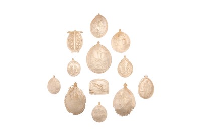 Lot 146 - A COLLECTION OF  TEN  19TH / 20TH CENTURY JERUSALEM MOTHER OF PEARL CARVED MOTHER OF PEARL RELIEFS