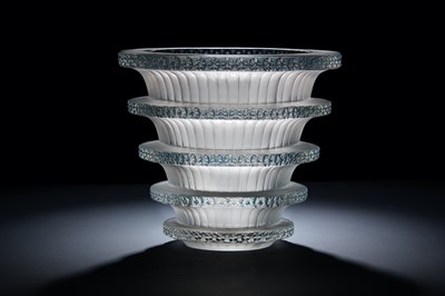 Lot 12 - RENÉ LALIQUE (FRENCH, 1860-1945)