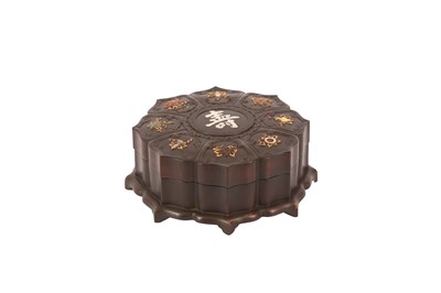 Lot 610 - A CHINESE MOTHER-OF-PEARL AND HARDSTONE-INLAID ZITAN BOX AND COVER.