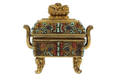 Lot 157 - A CHINESE HARDSTONE AND CORAL-INLAID BRONZE INCENSE BURNER AND COVER.