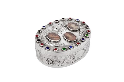 Lot 436 - An early 20th century German silver snuff box, probably Hanau circa 1910