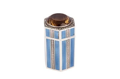 Lot 103 - An early 20th century German silver, guilloche enamel and quartz box, probably Pforzheim circa 1920