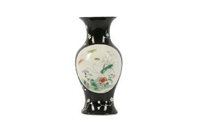Lot 184 - A CHINESE FAMILLE ROSE BLACK-GROUND VASE.