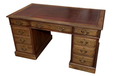Lot 219 - A MAHOGANY PEDESTAL DESK, CIRCA 1900