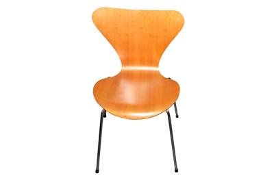 Lot 276 - ARNE JACOBSEN (DANISH, 1902-1971) FOR FRITZ HANSEN, DENMARK