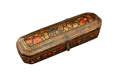 Lot 354 - A KASHMIRI LACQUERED PAPIER-MÂCHÉ CALLIGRAPHER'S TOOLS AND PEN CASE