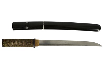 Lot 945 - A JAPANESE SHORT SWORD (TANTO), EDO