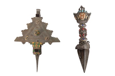 Lot 464 - A TIBETAN PHURBA, EARLY 20TH CENTURY
