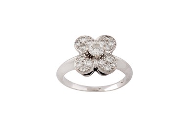 Lot 134 - Van Cleef & Arpels | A diamond 'Trefle' ring