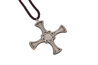 Lot 512 - A George V sterling silver ecclesiastical pectoral cross, London 1914 by Walter Keith (reg. 27th July 1887)